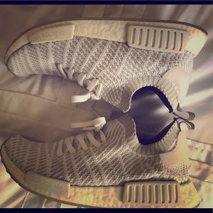 White/Grey Adidas NMD_R1 Primeknit Shoes